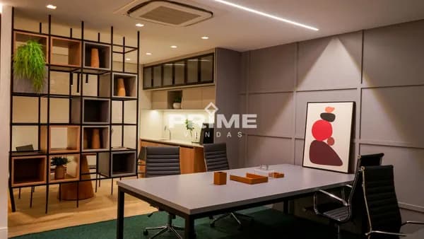 Salas comerciais de 25 a 77 m²