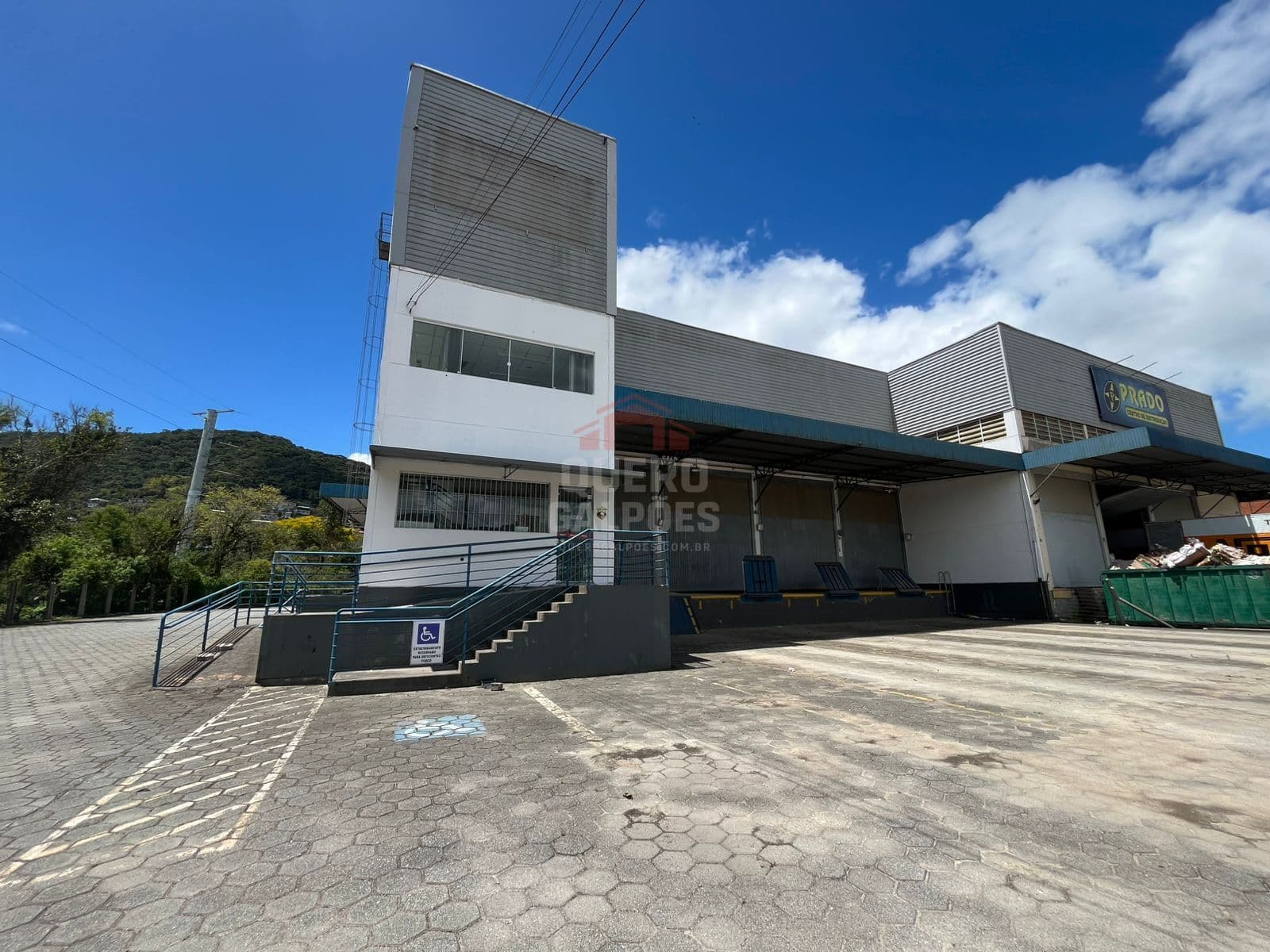 Pavilhão/Galpão Logístico com 8 docas - próximo a BR-101 - Biguaçu