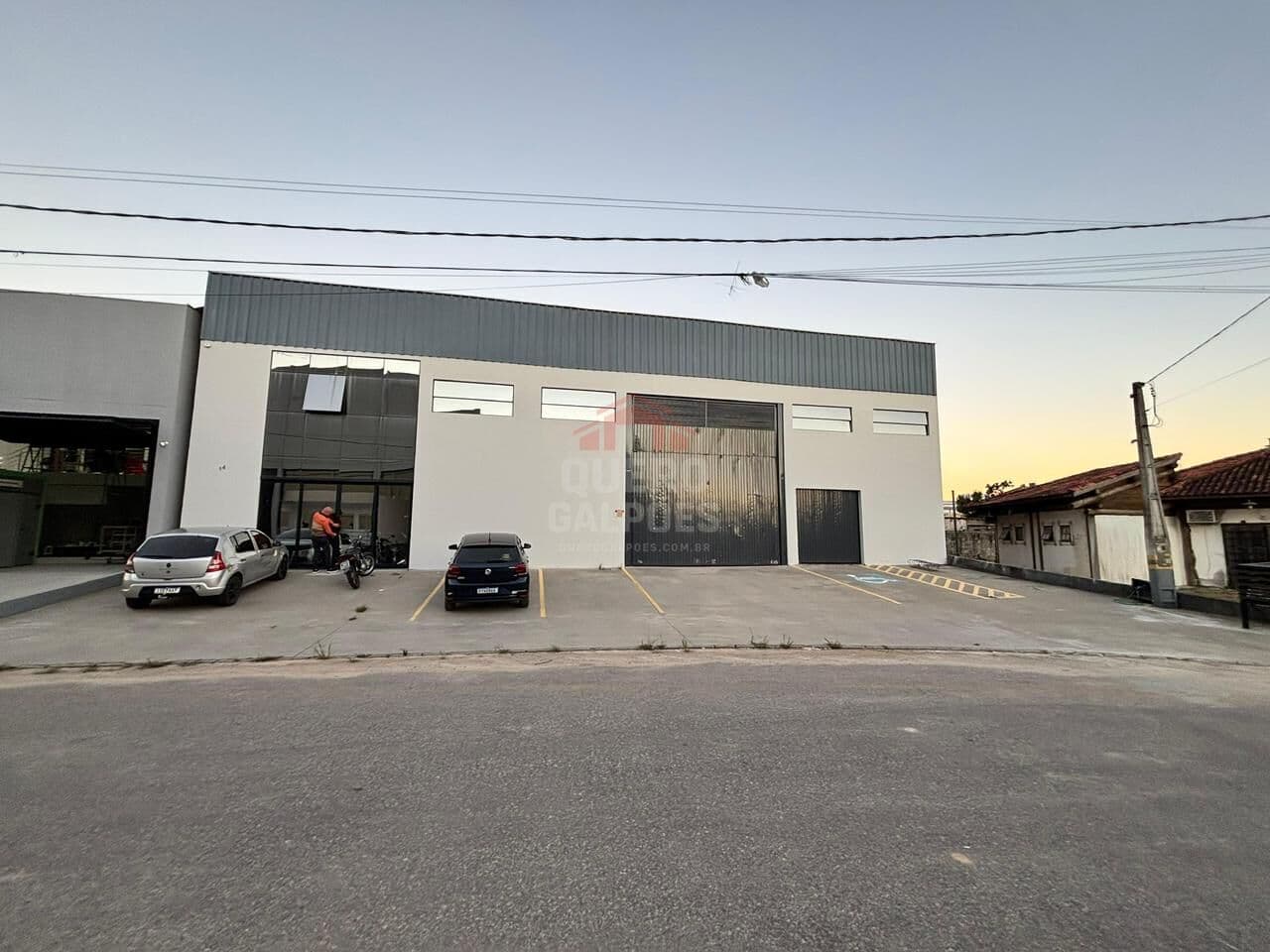 GALPÃO DE 480M² PARA LOCAÇÃO NA PALHOÇA