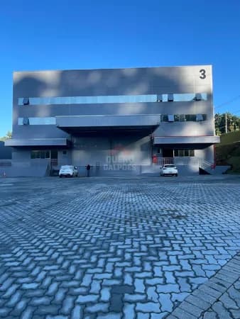 Galpão 1800m² em Gaspar para Locação