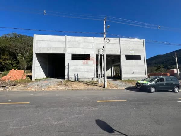 Galpão Logístico (Disponível 2 galpões) - Rio Pequeno / Camboriú