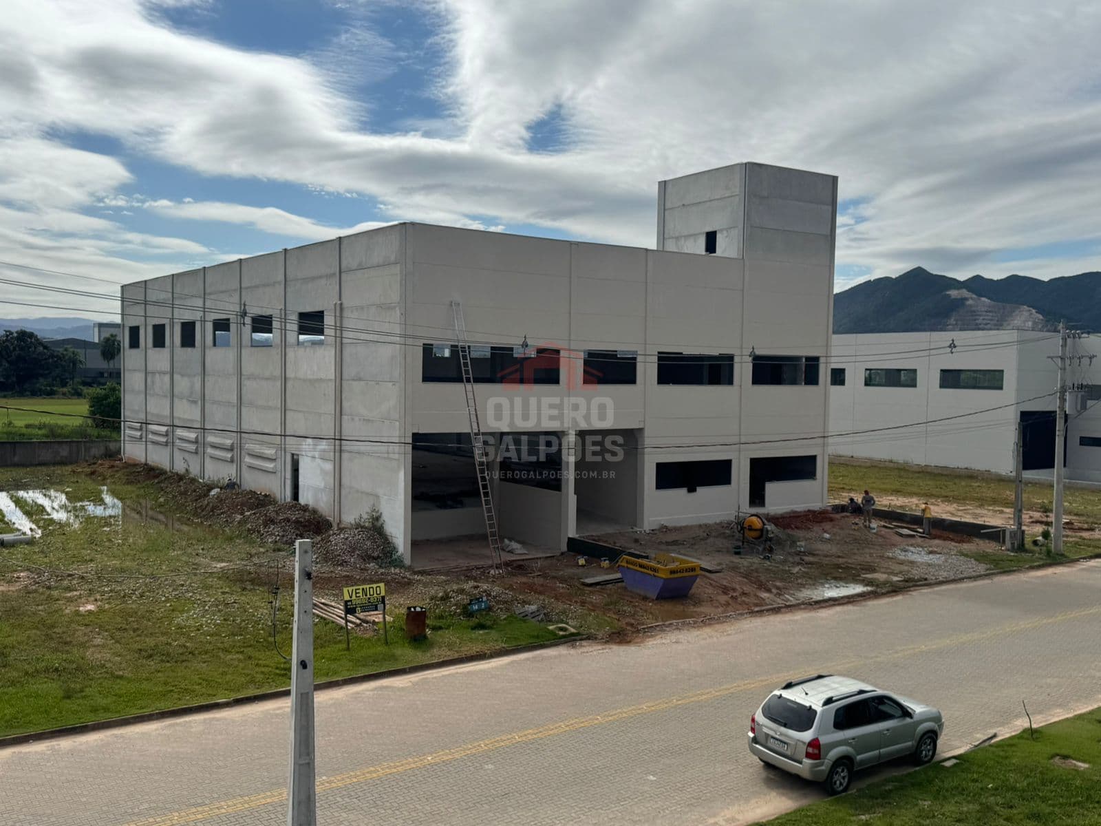 Pavilhão/Galpão Logístico em construção - Acesso rápido a BR-101 e ao anel viário - Condomínio fechado - Biguaçu