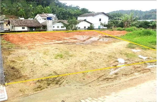 TERRENO À VENDA - PRONTO PARA CONSTRUIR - CENTRO GUABIRUBA