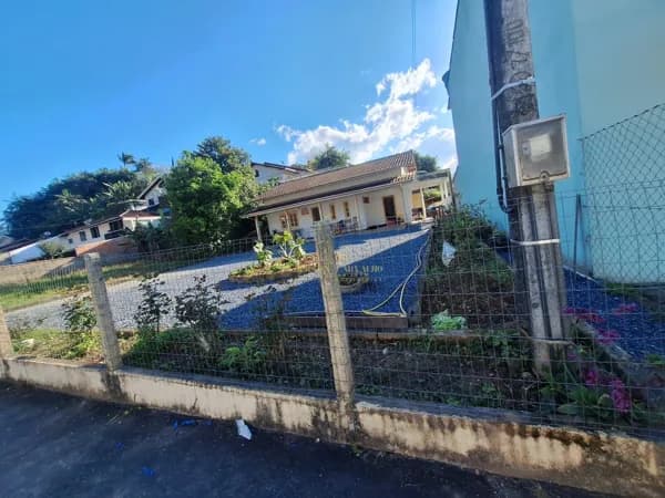 Casa em Brusque - Souza Cruz