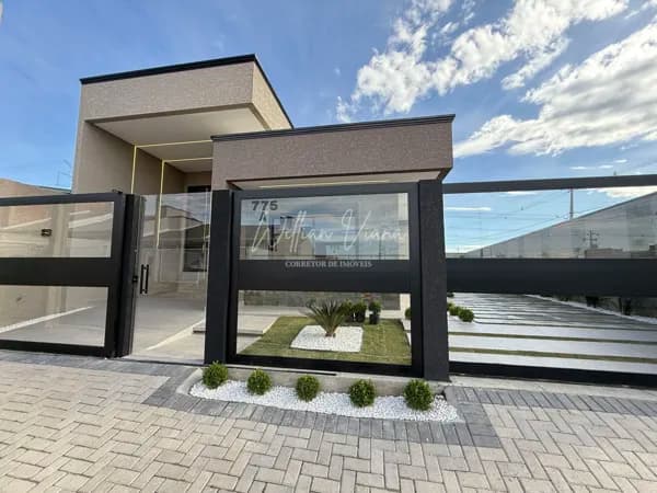 Casa com piscina a venda em Fazenda Rio Grande