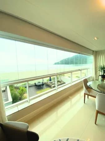 Apartamento à venda em Balneário Camboriú com 3 suítes e 3 vagas de garagem | PRESTIGE INTELIGENCIA IMOBILIÁRIA