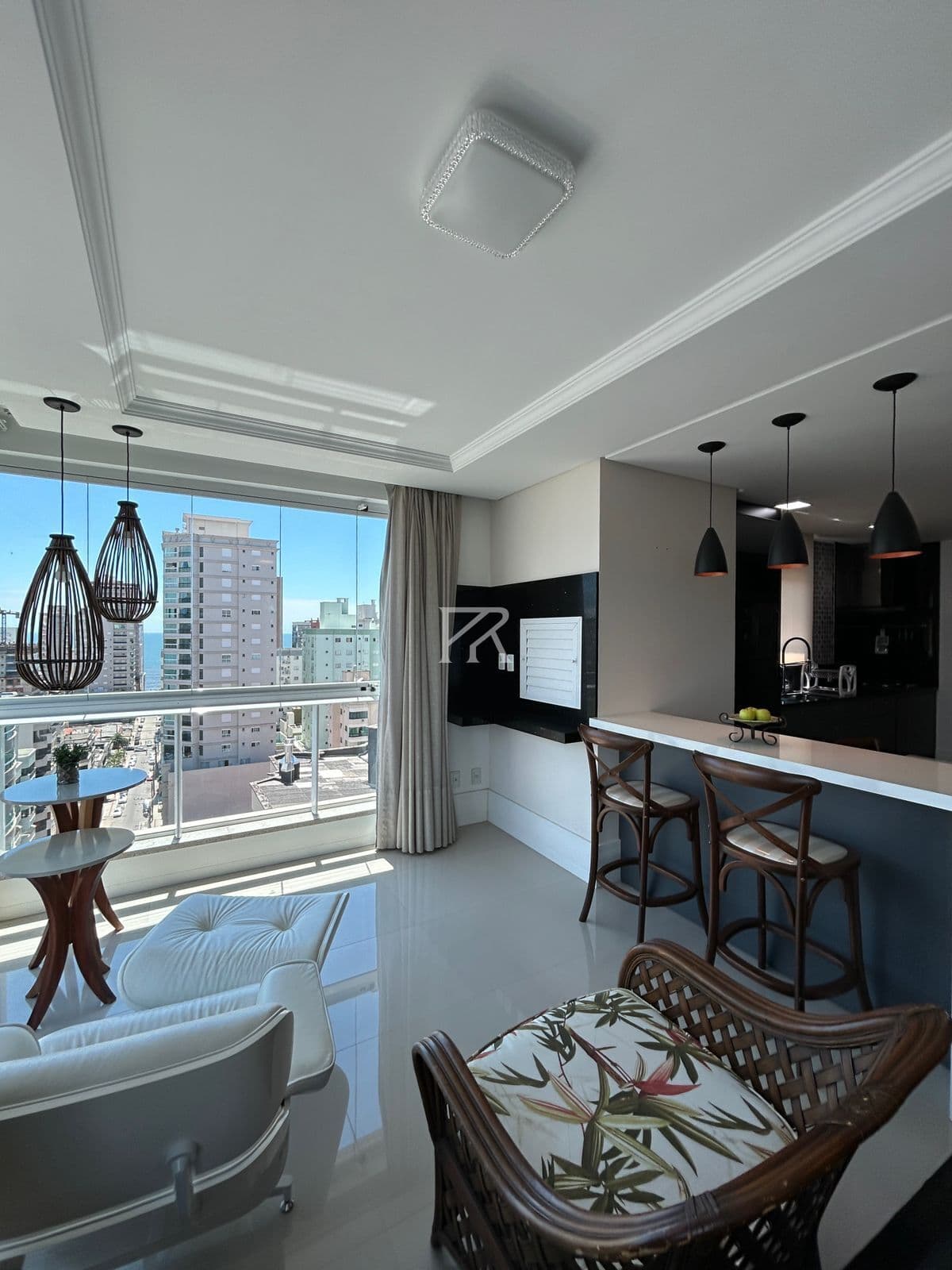 Apartamento em Itapema - Meia Praia