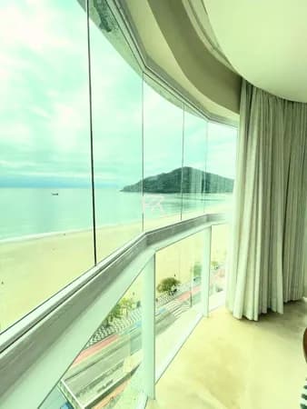Apartamento à venda em Balneário Camboriú com 4 suítes e 4 vagas de garagem | PRESTIGE INTELIGENCIA IMOBILIÁRIA