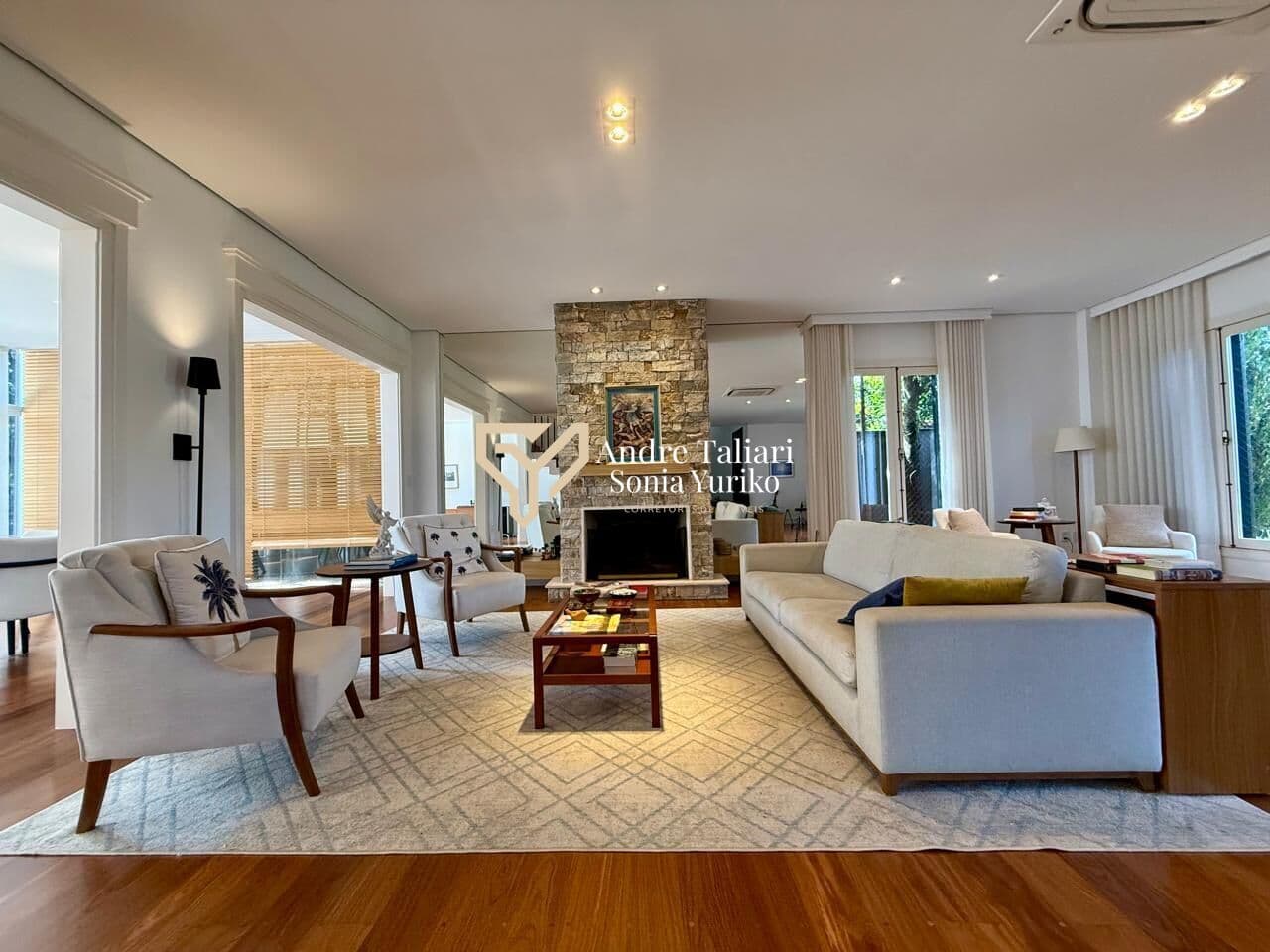 Condomínio Royal Tennis Locação sobrado 467,34m²e 735,89m terreno bairro Gleba Palhano