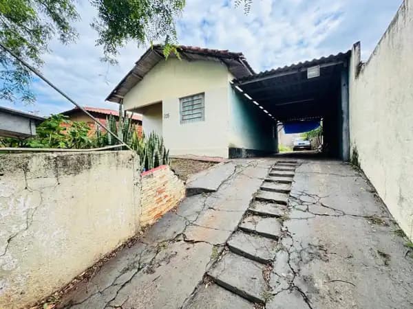 Casa à venda em Londrina/PR