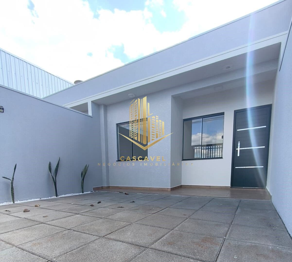 Casa á venda no bairro Florais do Paraná em Cascavel