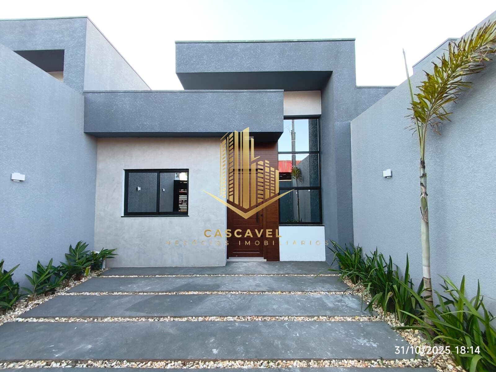 Linda casa a venda na região da Fag em Cascavel