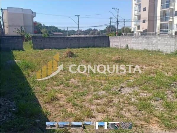 Terreno de esquina 357m² no Portal da Mantiqueira, Taubaté – Plano e abaixo do mercado