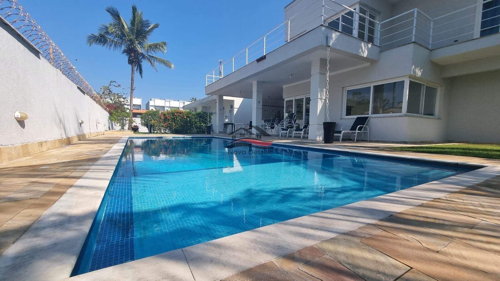 Lindo Sobrado Alto Padrão 100 metros da Praia