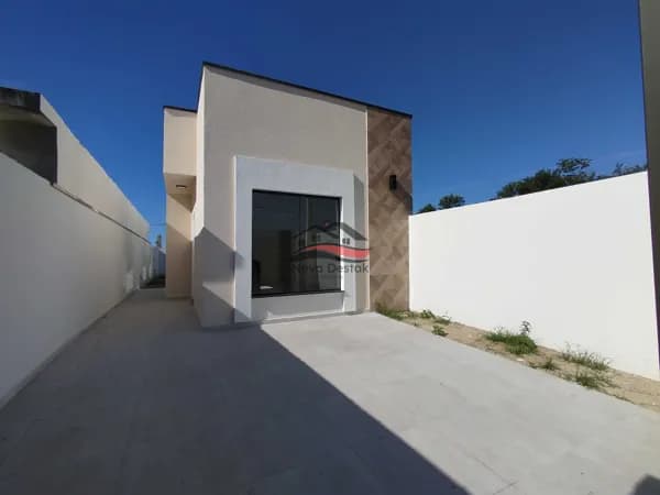 Casa à venda no bairro Loteamento Portal dos Pássaros em Caraguatatuba/SP
