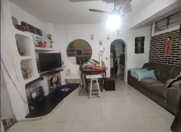 Sobrado à venda, ideal para HOSTEL, POUSADA OU CLÍNICA, próximo a praia, 10 suítes + 02 casas, Caraguatatuba, Litoral Norte de São Paulo