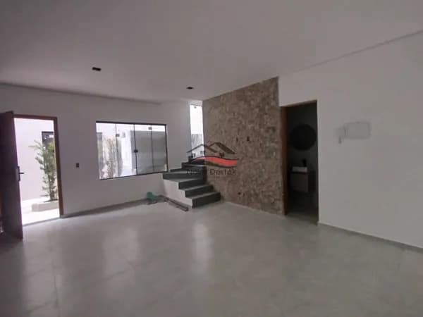 Sobrado em Condomínio com 2 suítes Pontal Santa Marina , Caraguatatuba-SP