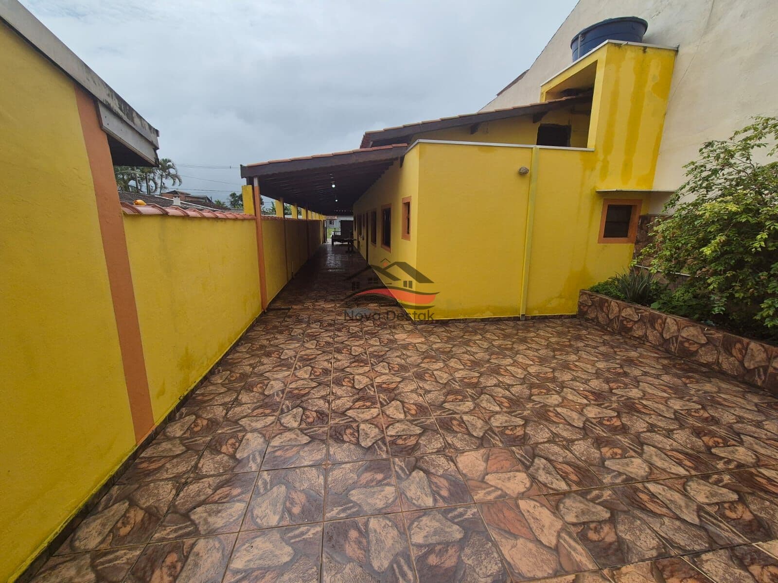 Casa a venda no Bairro Gaivotas, Caraguatatuba