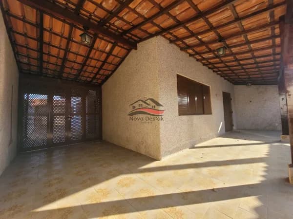Casa com Edícula à venda na Praia das Palmeiras, Caraguatatuba-SP