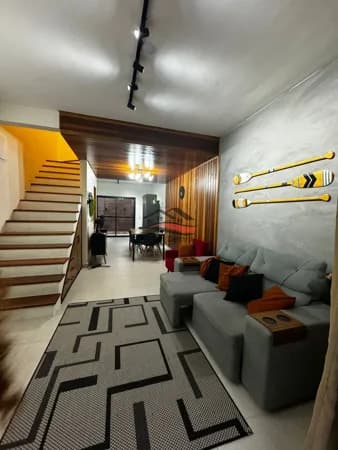 Linda casa em condomínio Pontal Santa Marina Caraguatatuba