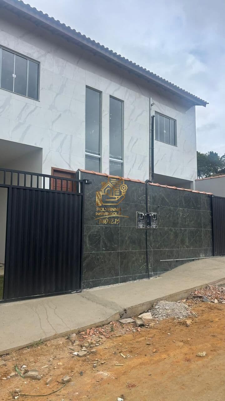Sobrado em Cariacica - Piranema