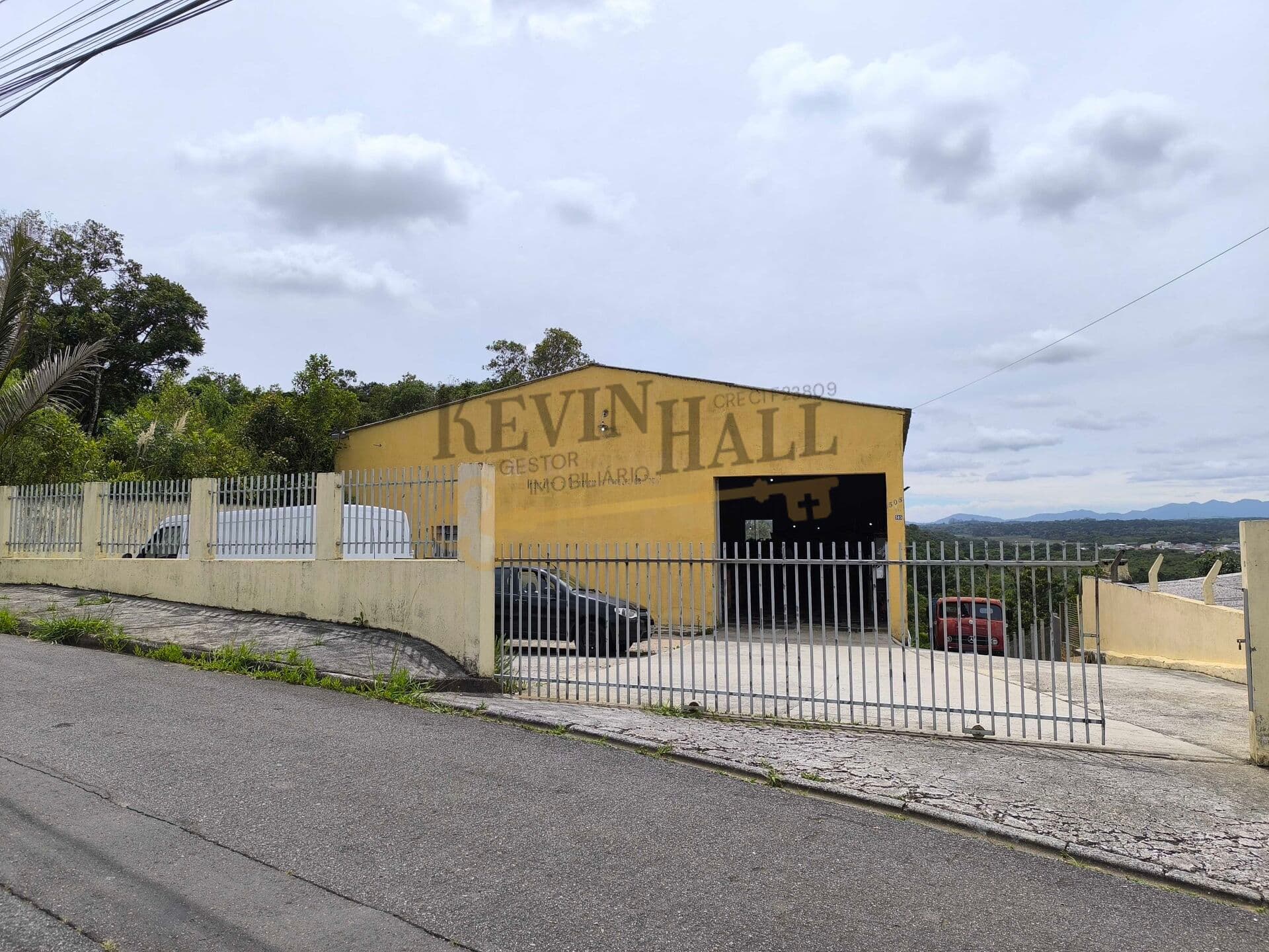 Barracão/Galpão Industrial de 505 m² ao lado da BR-376 - Arujá - SJP por R$ 2.200.000,00