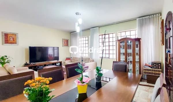 Casa à venda, com 210 m², 3 dormitórios, 4 banheiros, 3 vagas - Perdizes - São Paulo/SP