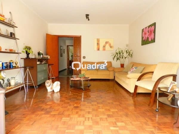 Sobrado à venda com 235m², 4 dormitórios, sendo 3 suites, 5 banheiros, 1 lavabo, 2 salas, 4 vagas, Vila Ipojuca, São Paulo, SP