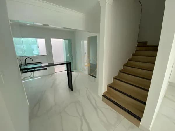 VILLAGE - CENTRO LAURO DE FREITAS R$:380.000,00