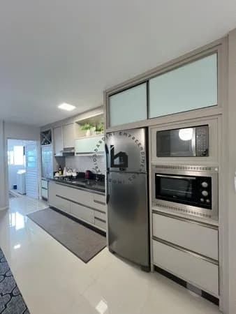Apartamento / Mar grosso - Laguna/SC