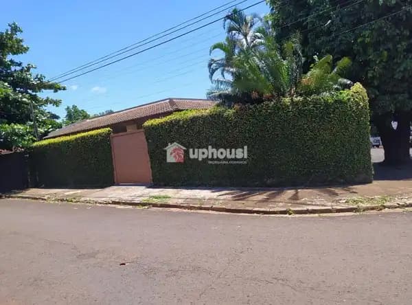 Casa à Venda - 143m², 2 Quartos, Jardim e Localização Estratégica - Parque Minas Gerais, Ourinhos/SP