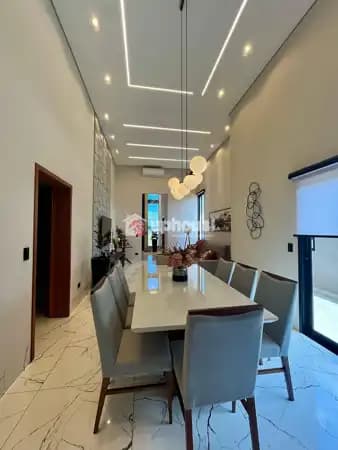 Casa Mobiliada em Condomínio à Venda - 3 Suítes, Piscina e Hidro no Ville de France, Ourinhos