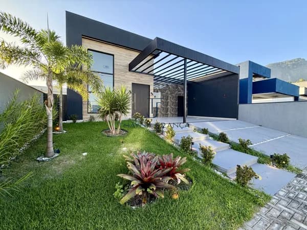 Casa de Condomínio em Maricá - Cajueiros (Itaipuaçu)