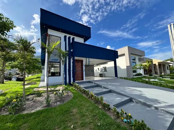Casa de Condomínio em Maricá - São José do Imbassaí