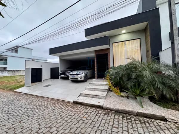Casa Mobiliada em Decorada em condomínio