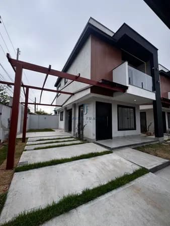 Casa Duplex com 2 Suítes no Jardim Atlântico Leste
