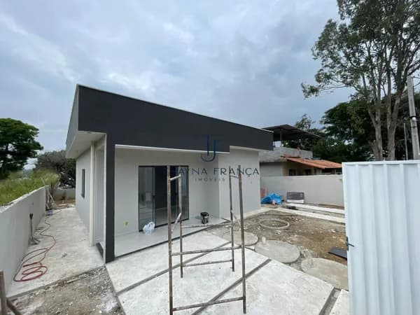 Casa em Maricá - Jacaroá