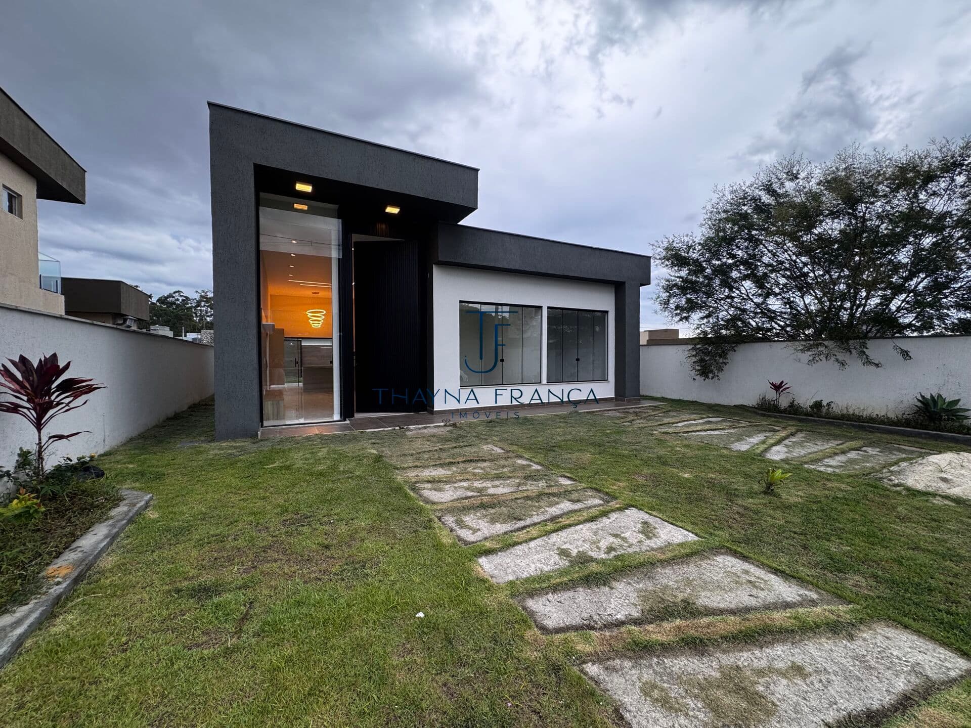 Casa de Condomínio em Maricá - Cajueiros (Itaipuaçu)
