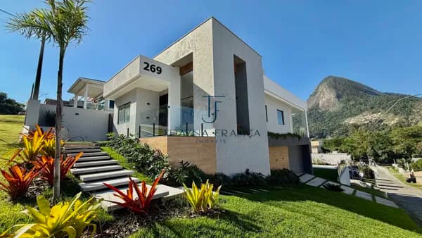 Casa de Condomínio em Maricá - Itaipuaçu