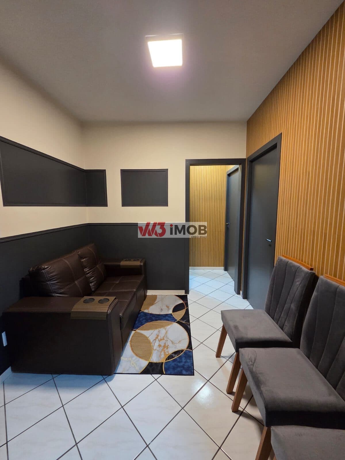 Apartamento 02 dormitórios em frente a Univali