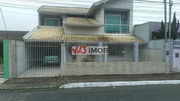 Sobrado em Itajaí - Cidade Nova