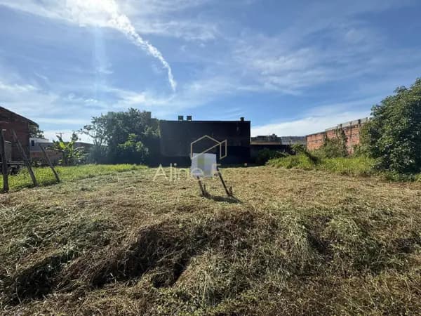 Terreno à venda no bairro Estância dos Eucaliptos em Peruíbe/SP