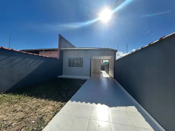 Casa à venda no bairro Estância dos Eucaliptos em Peruíbe/SP