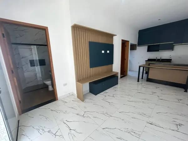 Casa à venda no bairro Jardim Icaraíba em Peruíbe/SP