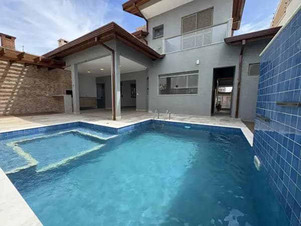 Casa à venda no bairro Balneário Florida Peruíbe em Peruíbe/SP