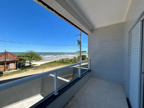 Sobrados exclusivos com vista para o mar e piscina privativa à venda em Itanhaém