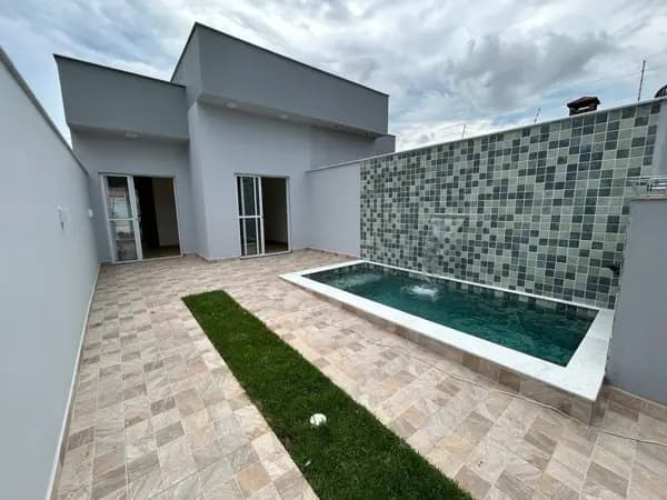 Casa à venda no bairro Bopiranga em Itanhaém/SP
