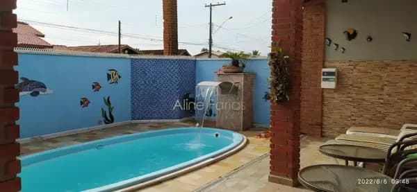 Casa à venda no bairro Parque Balneário Oásis em Peruíbe/SP