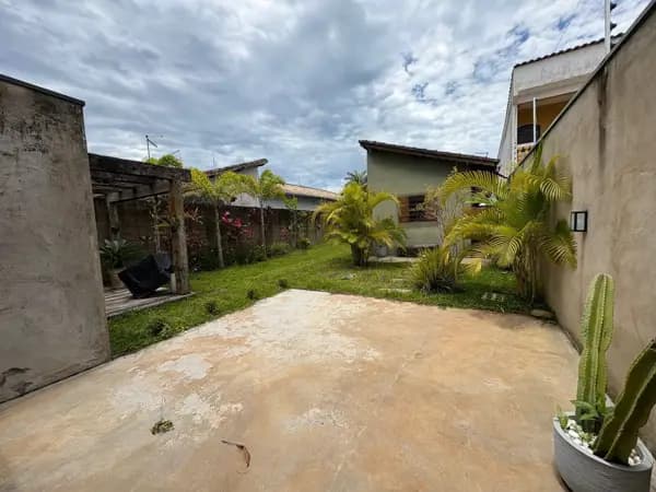 Casa à venda no bairro Centro em Itanhaém/SP