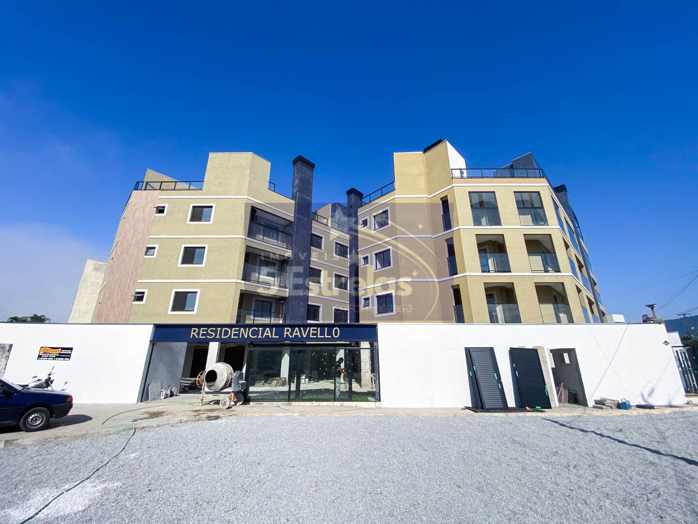 Apartamento Cobertura Duplex em Caiobá